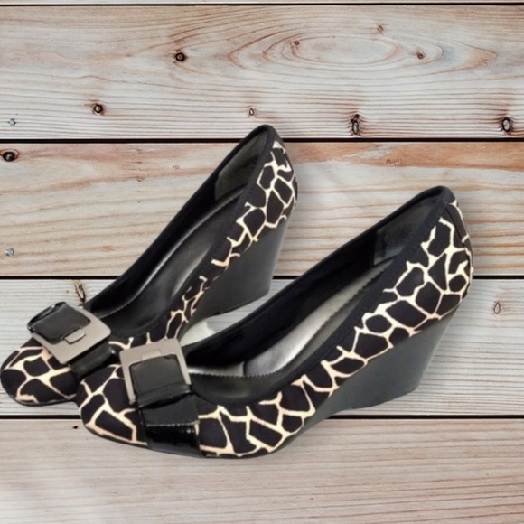 Bandolino Shoes - Bandolino Giraffe print wedge heels size 9.5